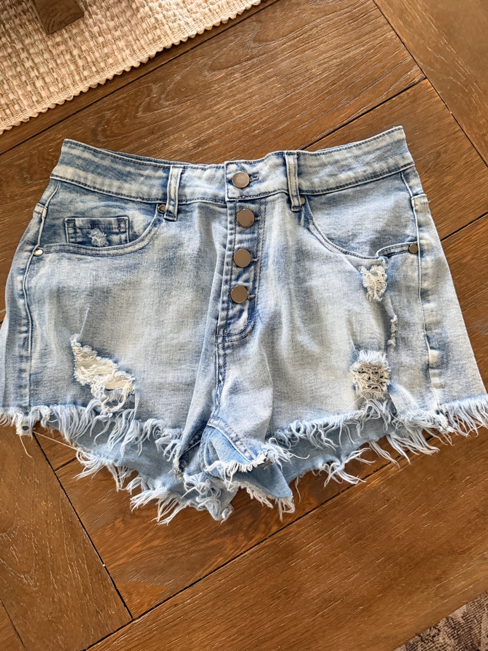 Light Wash Distressed Denim Shorts - Casual High-Rise